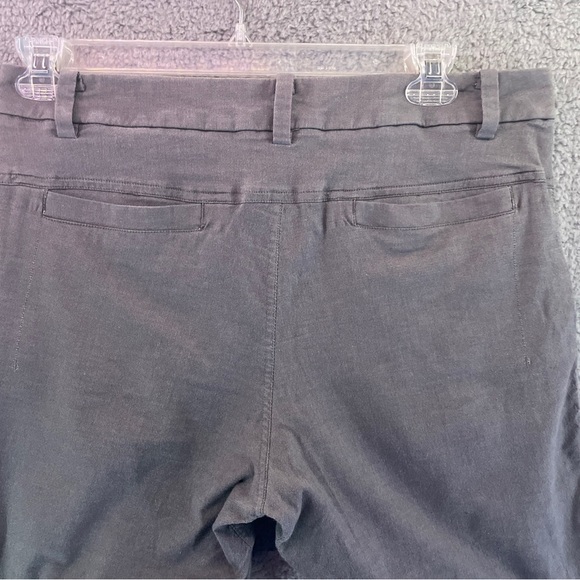 Lululemon Shorts Mens 32 Gray Commission Classic Fit Oxford Chino - Picture 8 of 8